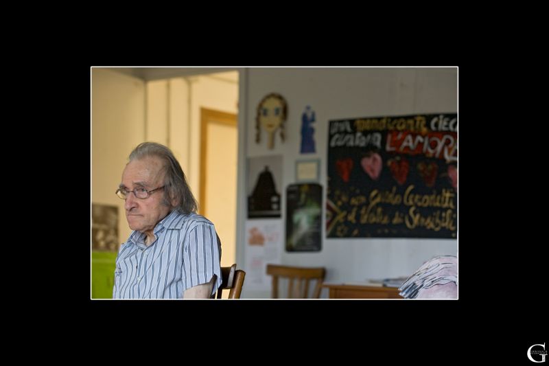 Guido Ceronetti nel suo Teatro dei sensibili <br /><br />  &copy; Gianluca Ghinolfi